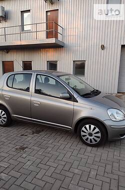 Хетчбек Toyota Yaris 2004 в Охтирці