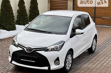 Хэтчбек Toyota Yaris 2015 в Кропивницком