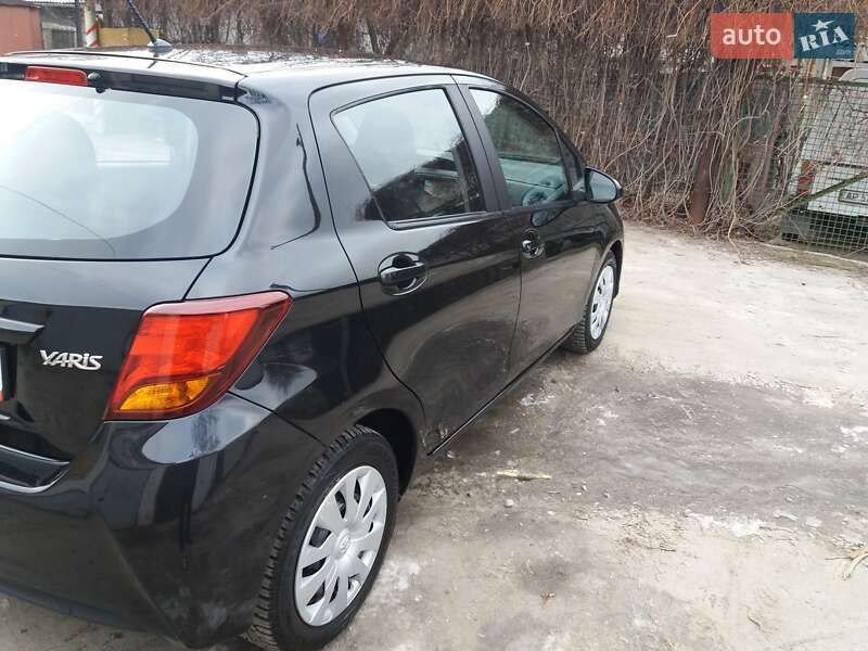Хетчбек Toyota Yaris 2017 в Запоріжжі