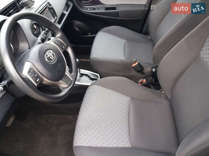 Хетчбек Toyota Yaris 2017 в Запоріжжі