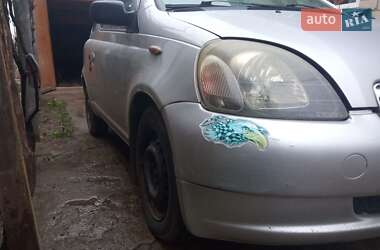 Хетчбек Toyota Yaris 2001 в Балті