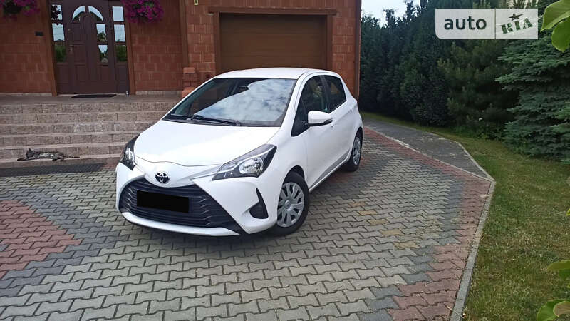 Хетчбек Toyota Yaris 2017 в Києві