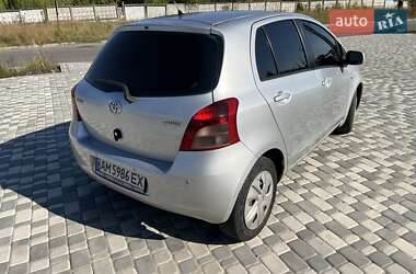 Хэтчбек Toyota Yaris 2008 в Житомире