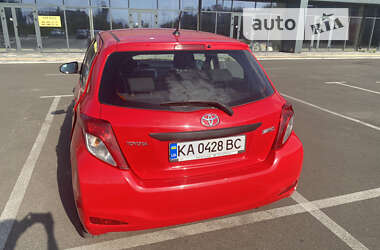 Хэтчбек Toyota Yaris 2012 в Киеве