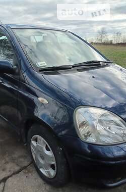 Седан Toyota Yaris 2005 в Коломые