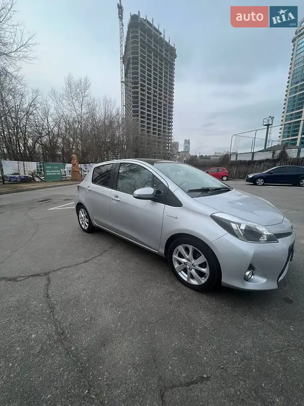 Toyota Yaris 2013 VIN VNKKD3D380A038578 фото оголошення 4 з 51