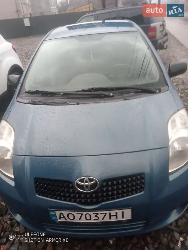 Toyota Yaris 2006