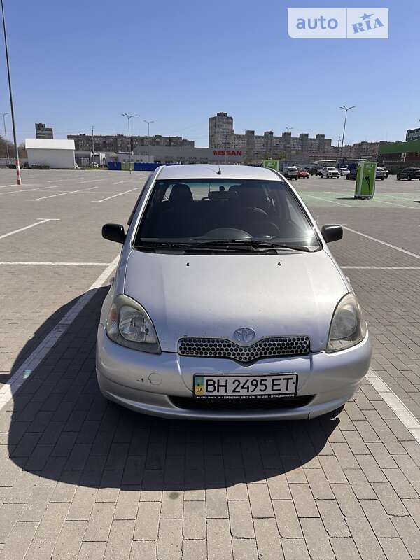 Хетчбек Toyota Yaris 2003 в Одесі