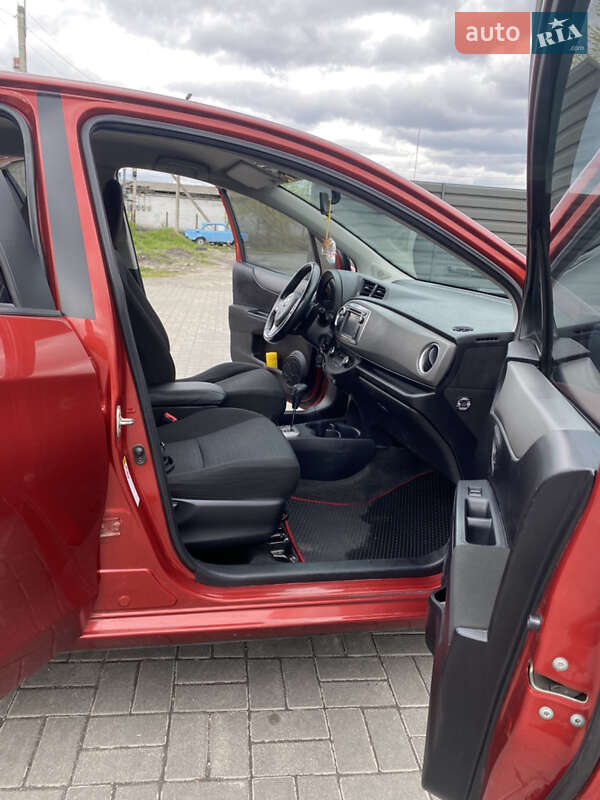 Хэтчбек Toyota Yaris 2012 в Черкассах фото 16 Хэтчбек Toyota Yaris 2012 в Черкассах