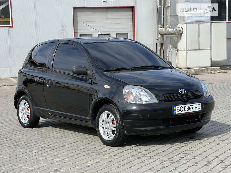 Хетчбек Toyota Yaris 2002 в Львові