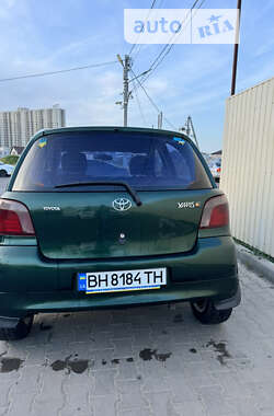 Хэтчбек Toyota Yaris 2000 в Одессе
