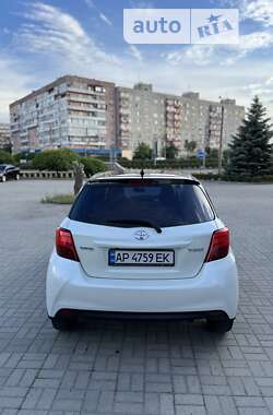 Хэтчбек Toyota Yaris 2016 в Запорожье