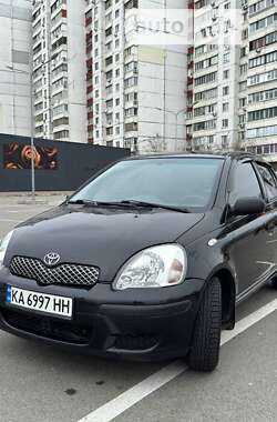 Хэтчбек Toyota Yaris 2004 в Киеве