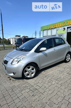 Хэтчбек Toyota Yaris 2006 в Львове