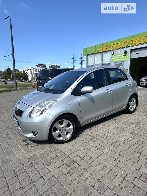 Toyota Yaris 2006