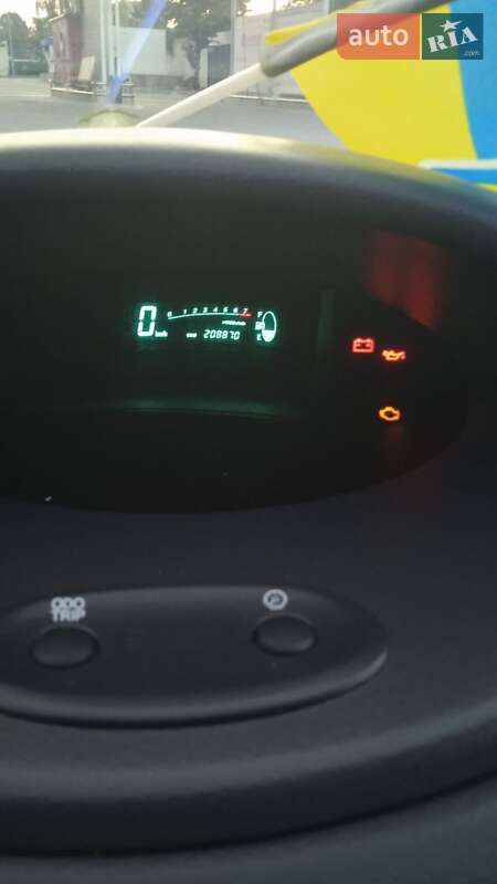 Хэтчбек Toyota Yaris 2000 в Виннице