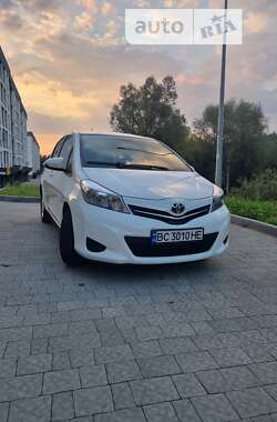 Хэтчбек Toyota Yaris 2012 в Львове