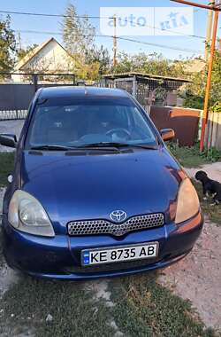 Хетчбек Toyota Yaris 2000 в Підгородному