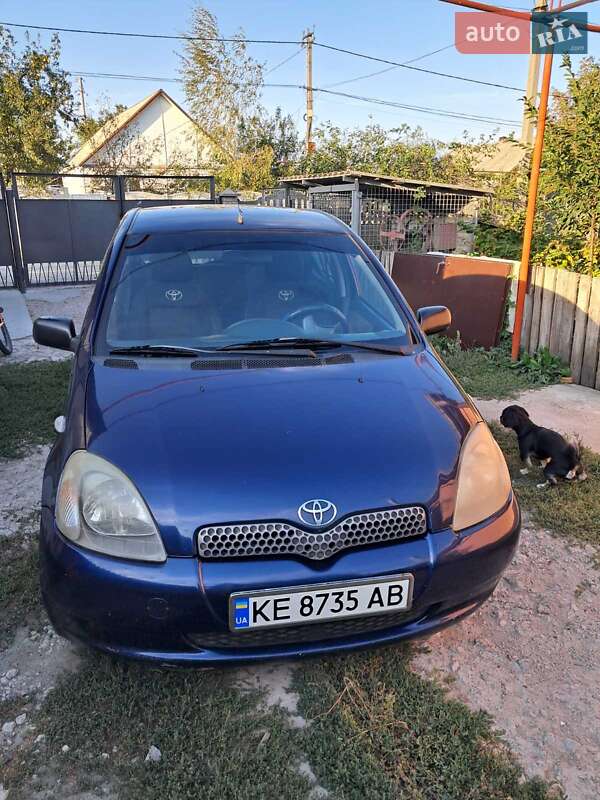 Toyota Yaris 2000