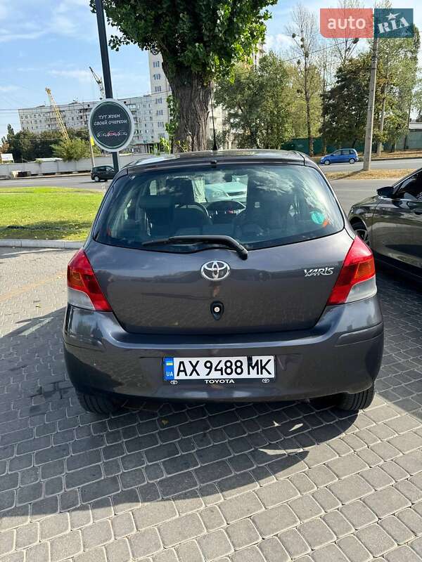 Хэтчбек Toyota Yaris 2009 в Харькове фото 12 Хэтчбек Toyota Yaris 2009 в Харькове
