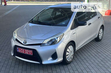 Хетчбек Toyota Yaris 2014 в Житомирі