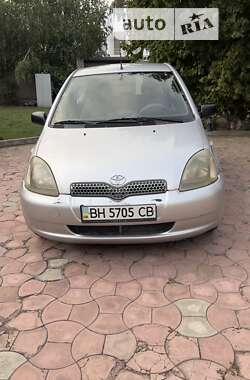 Хетчбек Toyota Yaris 2000 в Одесі