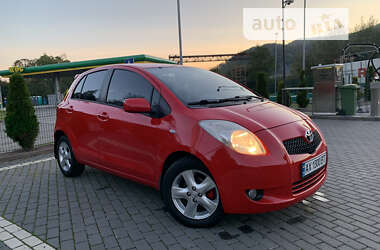 Хэтчбек Toyota Yaris 2008 в Долине