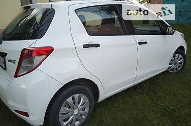 Хетчбек Toyota Yaris 2012 в Здолбуніві