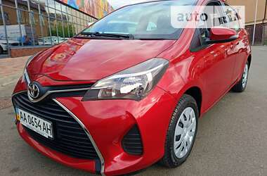 Хетчбек Toyota Yaris 2016 в Києві