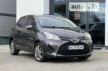 Хэтчбек Toyota Yaris 2015 в Ужгороде