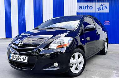 Седан Toyota Yaris 2007 в Одессе