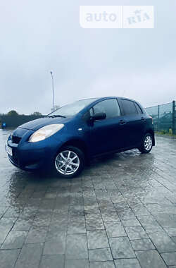 Хетчбек Toyota Yaris 2011 в Львові