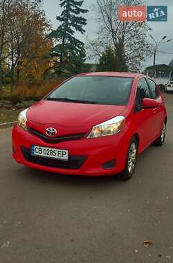 Хетчбек Toyota Yaris 2012 в Києві