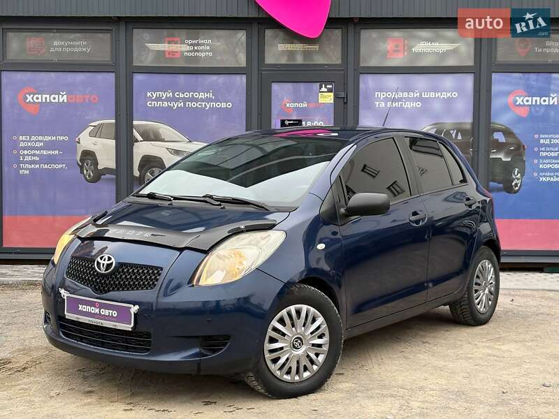 Хэтчбек Toyota Yaris 2008 в Виннице