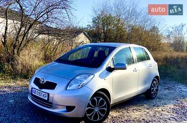 Хетчбек Toyota Yaris 2006 в Києві