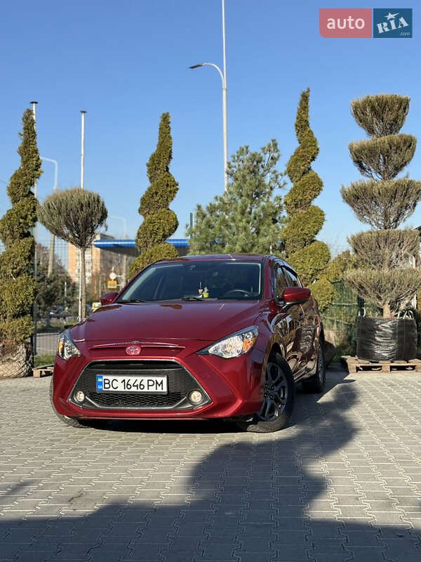 Седан Toyota Yaris 2018 в Тернополе