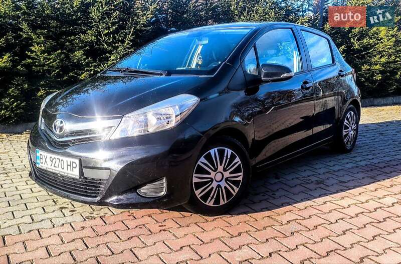 Хетчбек Toyota Yaris 2011 в Шепетівці
