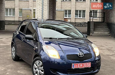 Хэтчбек Toyota Yaris 2007 в Ковеле