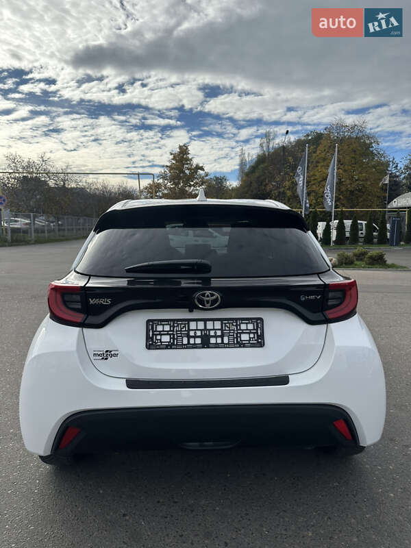 Хэтчбек Toyota Yaris 2024 в Одессе
