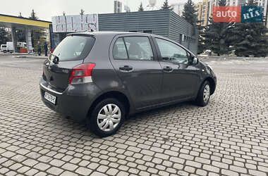 Хетчбек Toyota Yaris 2011 в Івано-Франківську