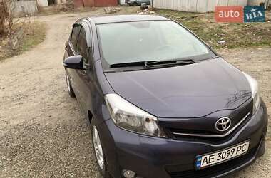 Хетчбек Toyota Yaris 2013 в Дніпрі