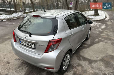 Хетчбек Toyota Yaris 2013 в Львові