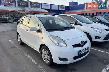 Хетчбек Toyota Yaris 2009 в Рівному