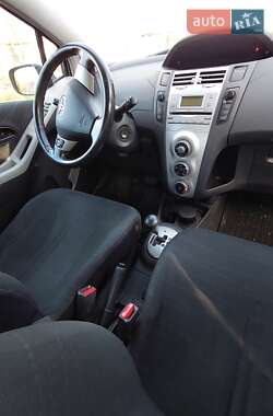 Хетчбек Toyota Yaris 2007 в Рівному