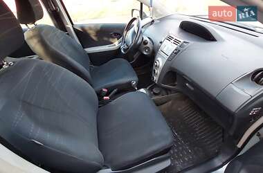 Хетчбек Toyota Yaris 2007 в Рівному