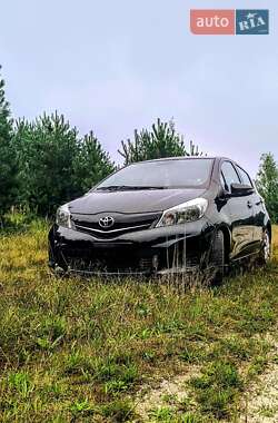 Хетчбек Toyota Yaris 2011 в Шепетівці
