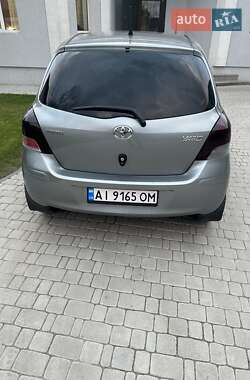 Хэтчбек Toyota Yaris 2009 в Киеве