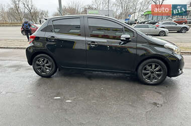 Хетчбек Toyota Yaris 2012 в Києві