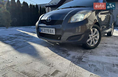 Хэтчбек Toyota Yaris 2008 в Луцке