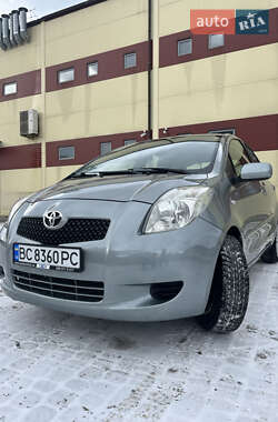 Хетчбек Toyota Yaris 2006 в Бориславі